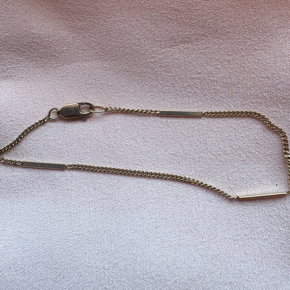 Dainty 10k yellow gold bar link bracelet, just over 6.5 inches